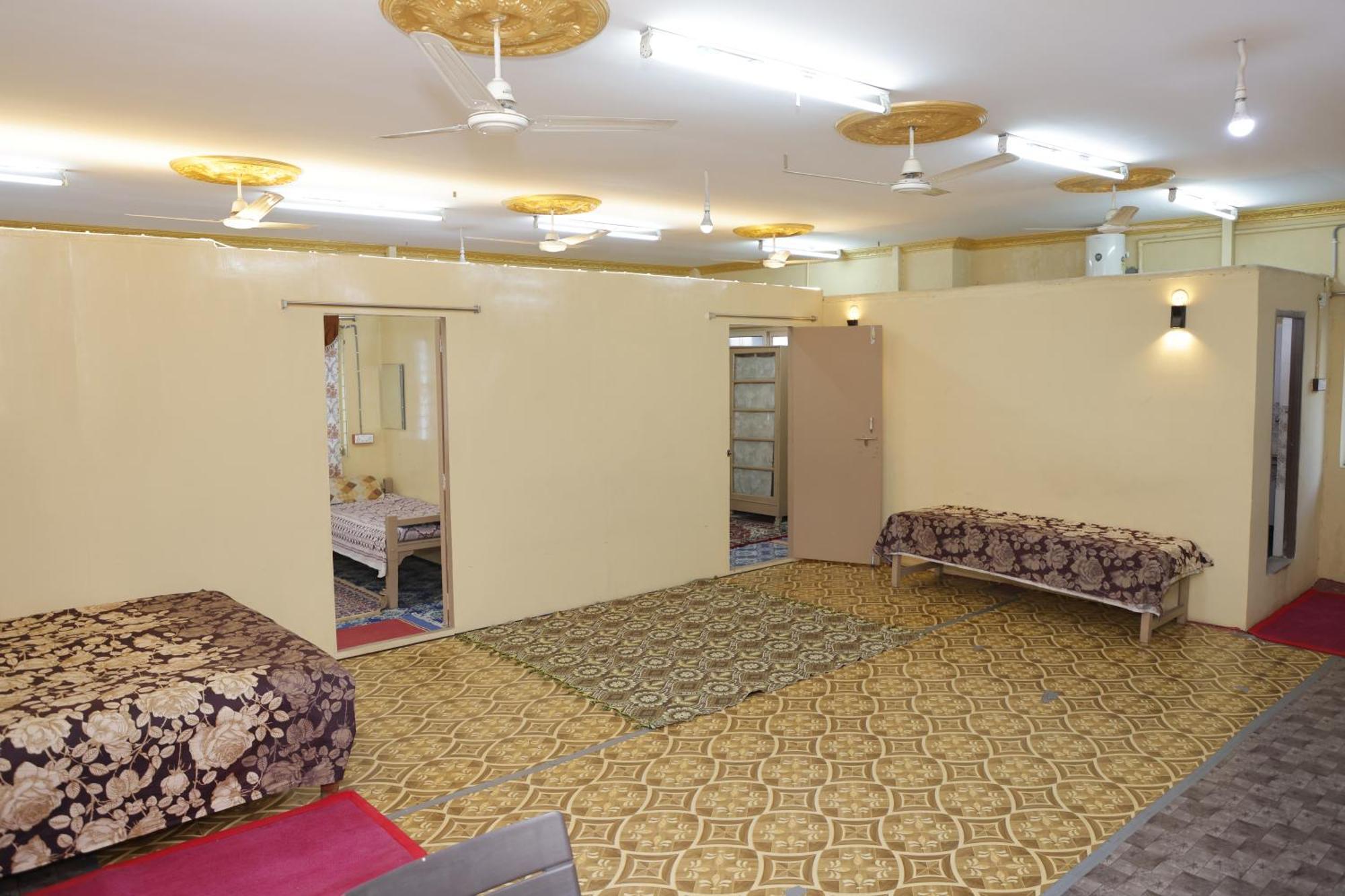 Ferienwohnung 3 Bhk Non-Ac For 4 To 10 Guests For Families Hyderabad Exterior foto